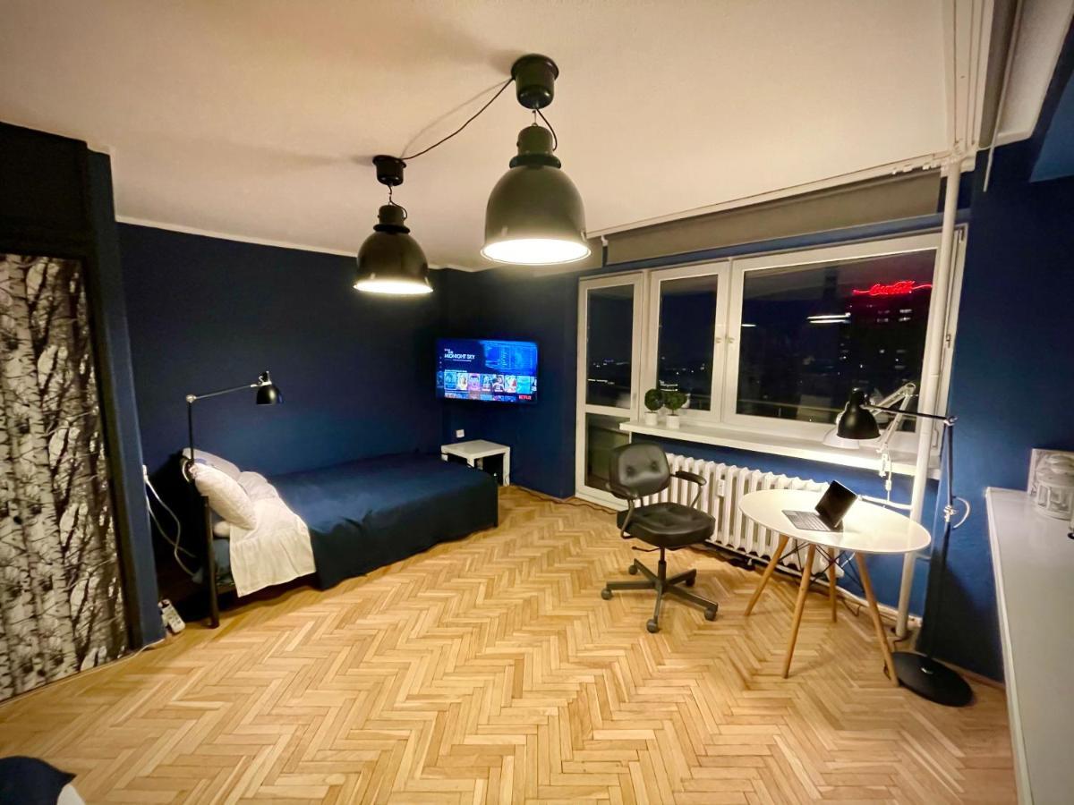 Super Apartament BLUE Ścisłe Centrum Dwie Linie Metra Netflix WiFi 300 Mbs Panorama Miasta Warschau Exterior foto